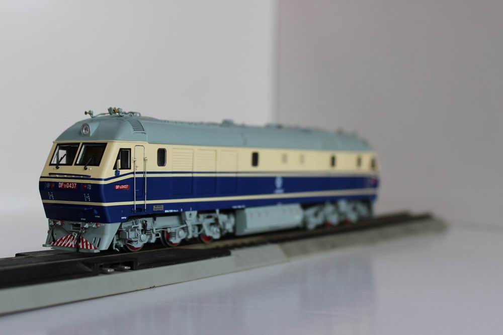 HO Scale Chinese DF11