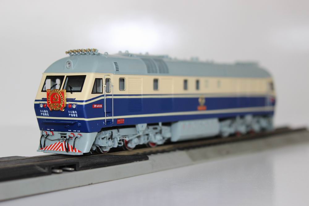 HO Scale Chinese DF11